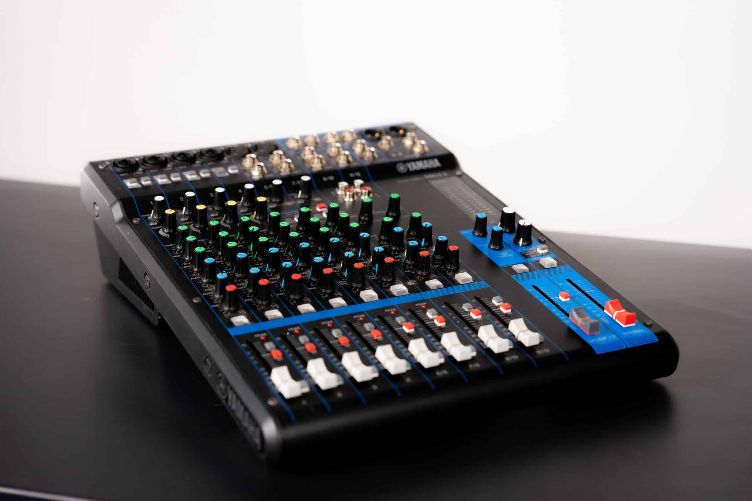 Table de mixage Yamaha MG12XU